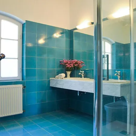 Colombiera-molicciara Sleeps 10 With Pool And Wifi *