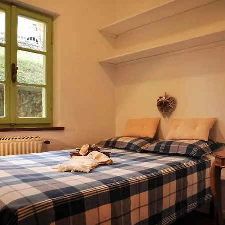 Colombiera-molicciara Sleeps 10 With Pool And Wifi * Nicola