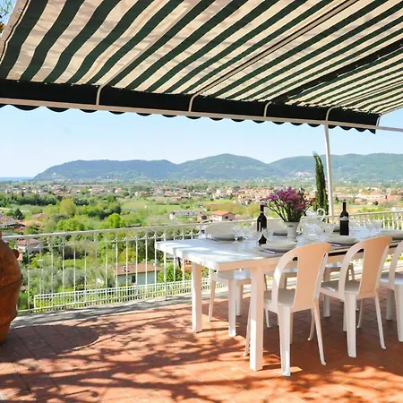 Villa Colombiera-molicciara Sleeps 10 With Pool And Wifi Nicola